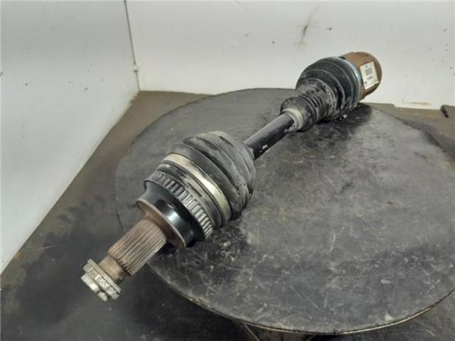 BMW 7529389 Полуось (привод) передняя левая в наличии Черкассы