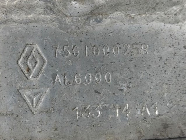 RENAULT 756100025R в наличии Черновцы