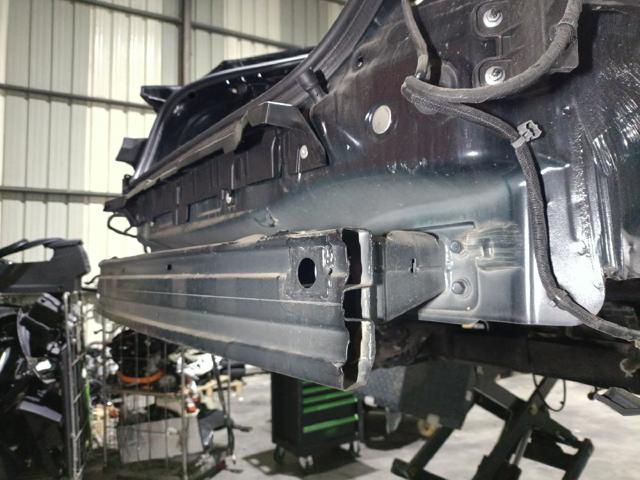 RENAULT 756101988R Усилитель бампера заднего в наличии Винница