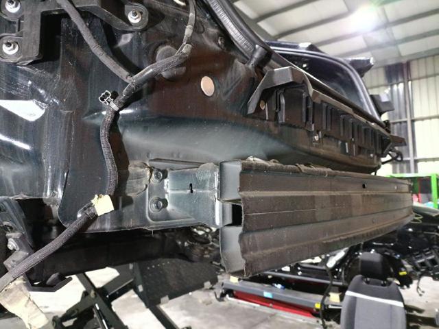 756101988R RENAULT Усилитель заднего бампера купить в Запорожье