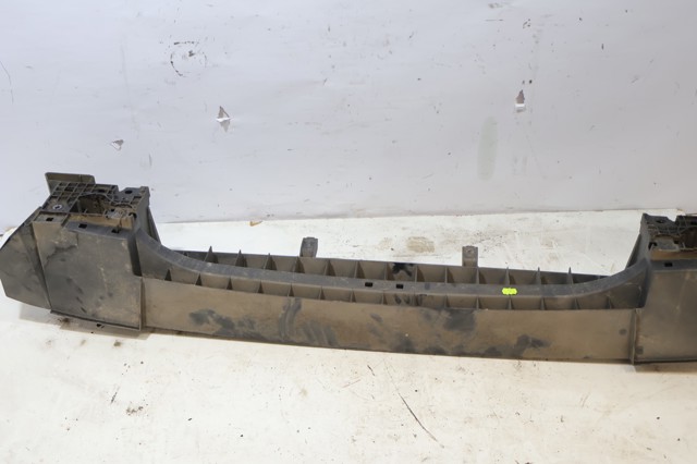 756106046R RENAULT Усилитель заднего бампера купить в Ирпень