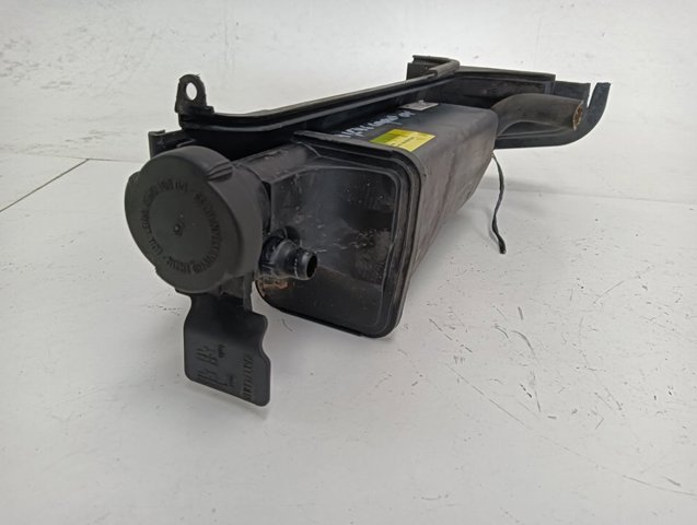 7573781 BMW Бачок радиатора купить в Киев