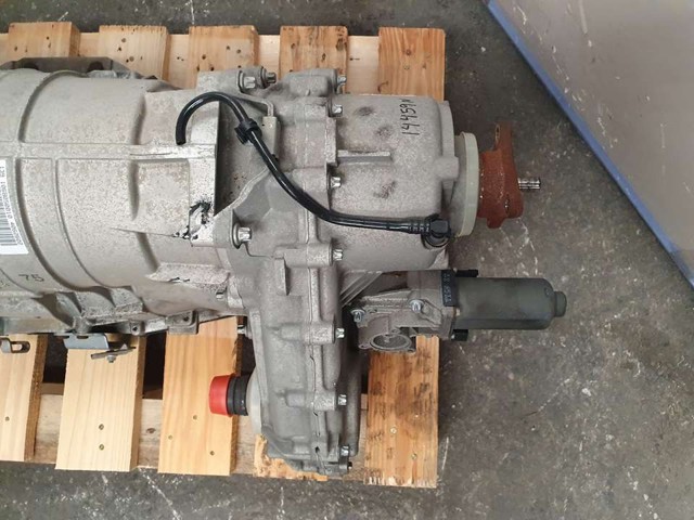 7574777 BMW Раздатка (коробка раздаточная) купить в Каменское