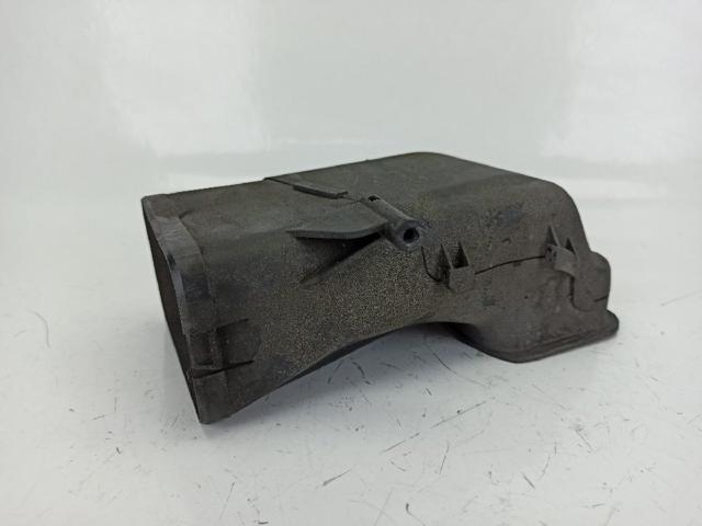 7577471 BMW Воздухозаборник воздушного фильтра купить в Николаев