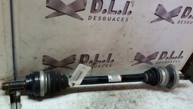 7581027 BMW Полуось задняя левая купить в Киев