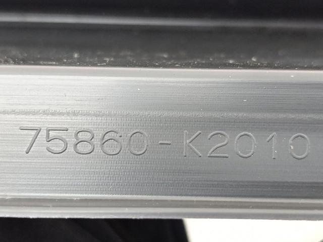 TOYOTA 75860K2010 Накладка (молдинг) порога наружная левая в наличии Львов