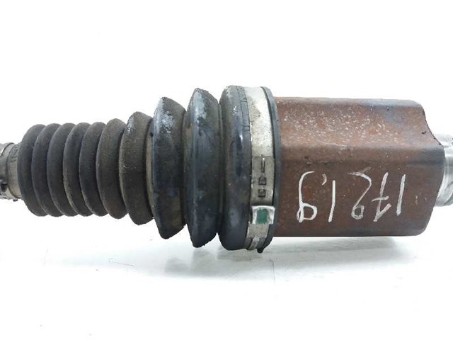 7591682 BMW Полуось (привод) передняя правая купить в Ужгород