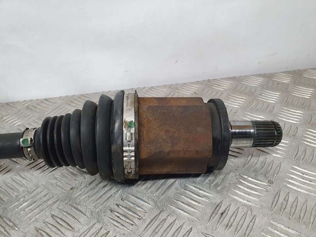 7598027 BMW Полуось (привод) передняя левая купить в Чернигов