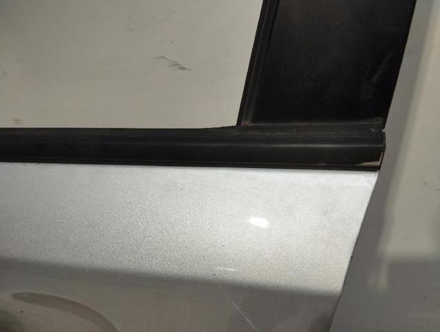 Porta dianteira esquerda KIA Magentis 2 MG