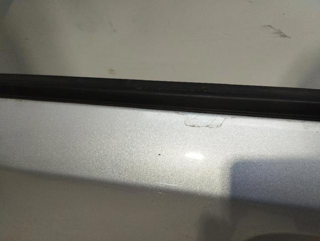 Porta dianteira esquerda KIA Magentis 2 MG