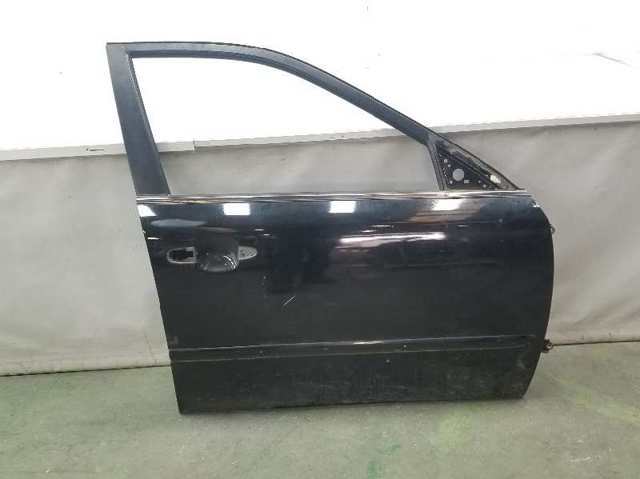 Porta dianteira direita 760042G010 Hyundai/Kia