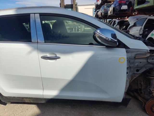 760043W001 HYUNDAI Дверь передняя правая купить в Винница