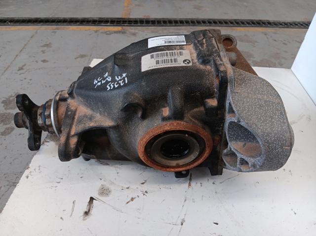 7605589 BMW Задний редуктор купить в Киев