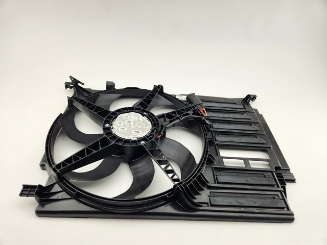 7636070 BMW купить в Житомир