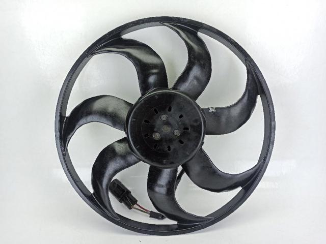 7636070 BMW купить в Черновцы