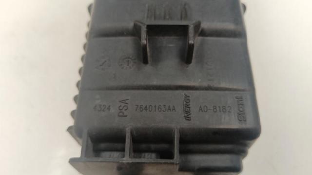 PEUGEOT 7640163AA в наличии Житомир