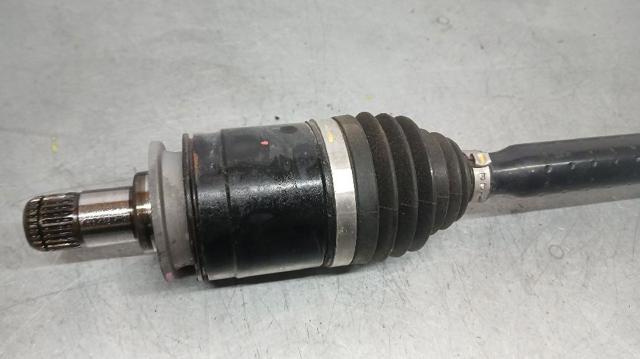 7641212 BMW Полуось задняя правая купить в Ужгород