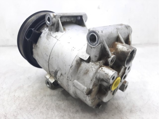 Compressor de ar condicionado para Renault Megane I Classic (La0/1_) (2001-2003) 1.6 16V (LA00,LA04,LA0B,LA11,LA16) K4MA7 7700103536