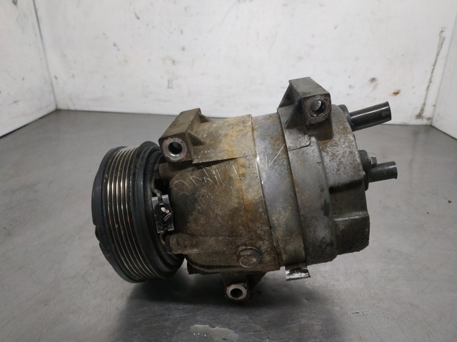 Compressor de aparelho de ar condicionado 7700105765 RENAULT