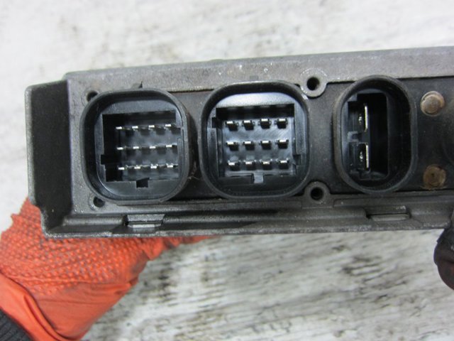 7700106071 RENAULT Бак топливный купить в Житомир