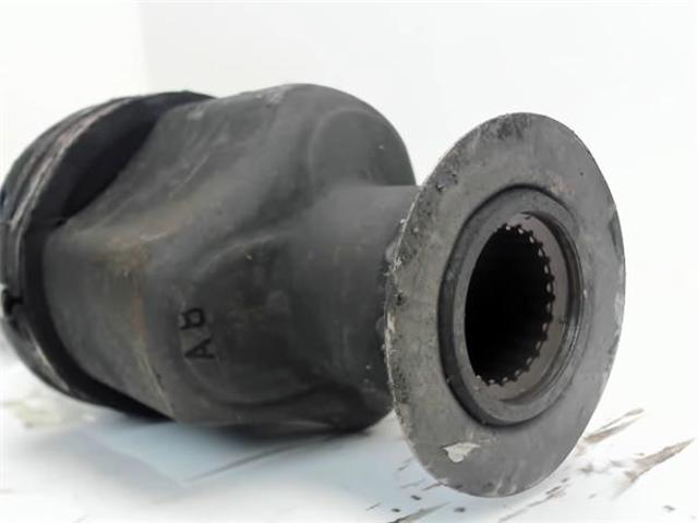 7700111914 RENAULT Правая полуось купить в Киев