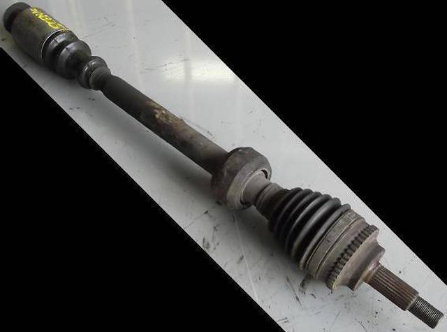 7700111914 RENAULT Правая полуось купить в Винница