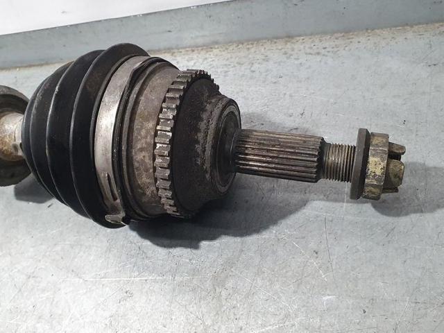 7700111918 RENAULT Правая полуось купить в Житомир