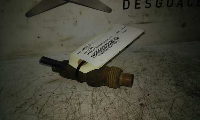 7700308815 RENAULT Форсунка омывателя лобового стекла купить в Чернигов