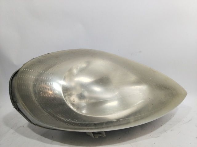 OPEL 7700311372 Фара правая в наличии Киев