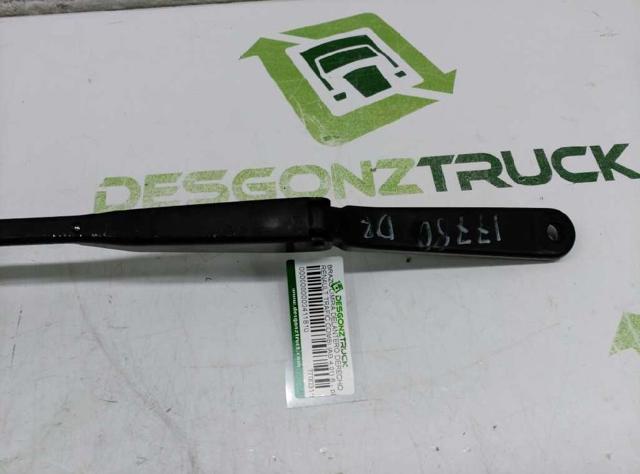 RENAULT 7700311584 Поводок стеклоочистителя в наличии Одесса