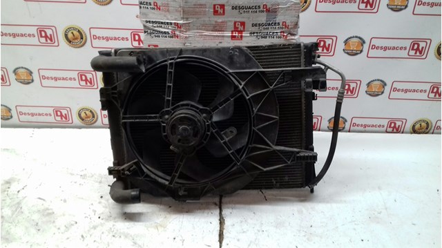 Condensador / radiador de ar condicionado para Renault Trafic II Bus 1.9 DCI 100 (JL0C) F9qu760 7700312901E