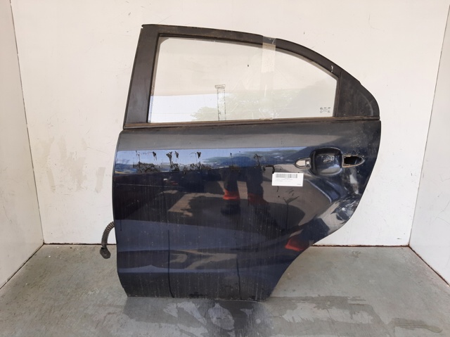 Porta traseira esquerda 770031W210 Hyundai/Kia