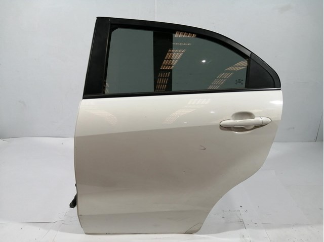 Porta traseira esquerda 770031W210 Hyundai/Kia
