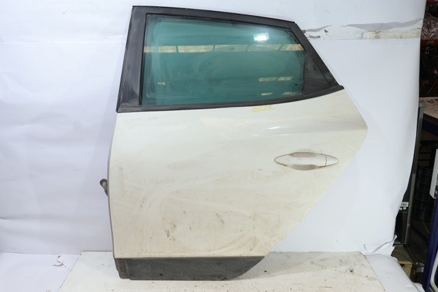 770032Y011 HYUNDAI Дверь задняя левая купить в Николаев