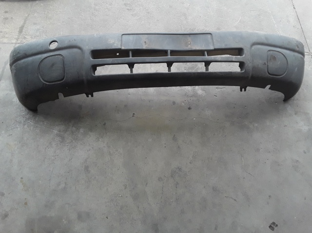OPEL 7700352111 Передний бампер в наличии Киев