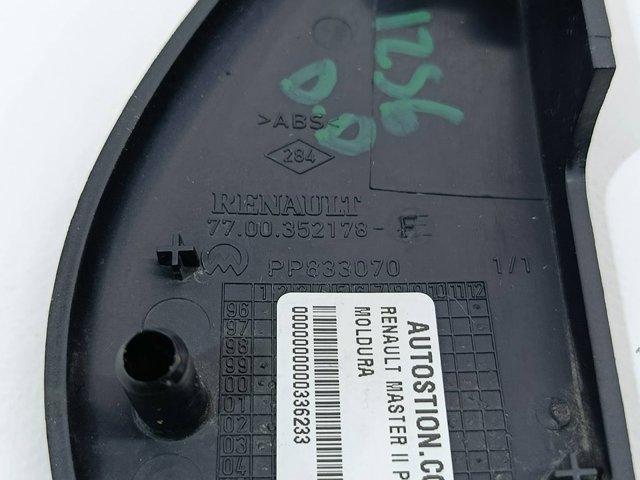 RENAULT 7700352178 Накладка стойки кузова внешняя передняя правая в наличии Николаев