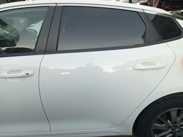 77003D4000 HYUNDAI Дверь задняя левая купить в Винница