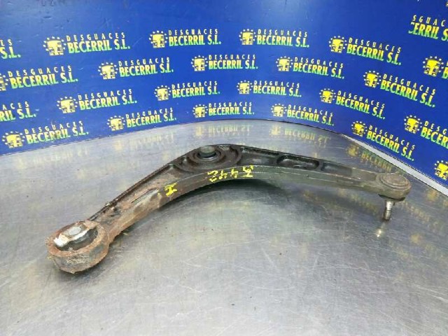 7700413493 RENAULT Рычаг передней подвески нижний левый купить в Хмельницкий