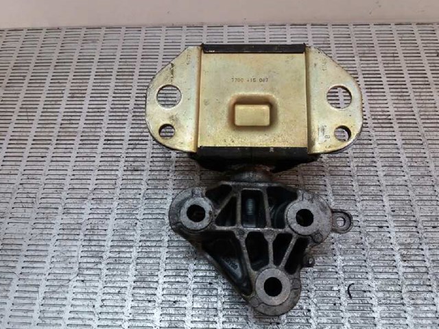 7700415087 RENAULT Подушка (опора) двигателя правая купить в Тернополь