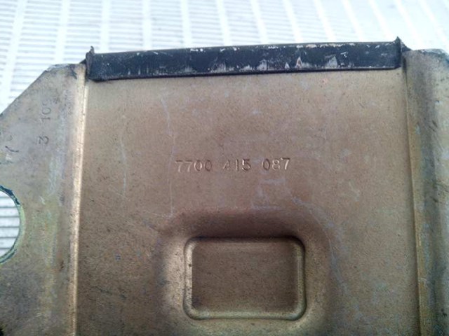 7700415087 Правая подушка двигателя купить Каменское