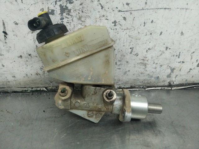 RENAULT 7700417826 в наличии Полтава