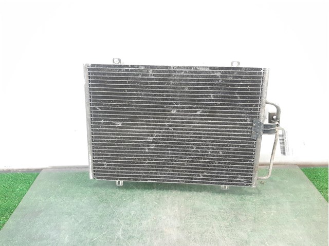 Condensador / radiador de ar condicionado para Renault Megane Scenic (JA0/1_) (1997-1999) 1.9 D (JA0J) F8Q 7700418301
