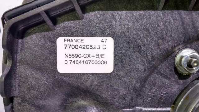 RENAULT 7700420523 Подушка безопасности (AIRBAG) водительская в наличии Киев