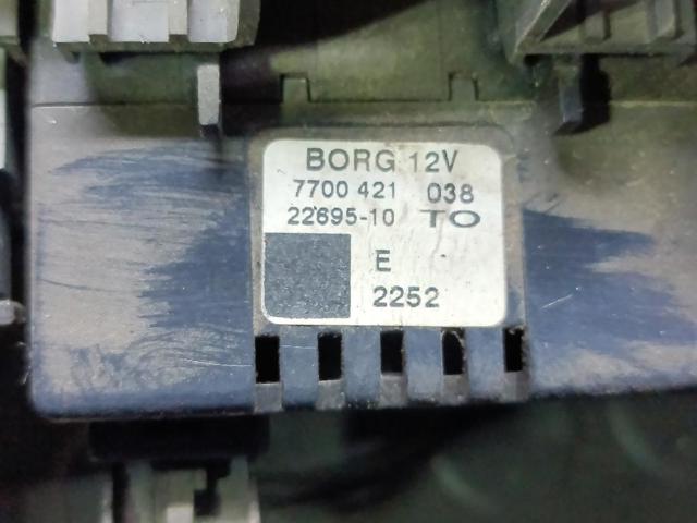 7700421038 RENAULT Часы салонные купить в Днепр
