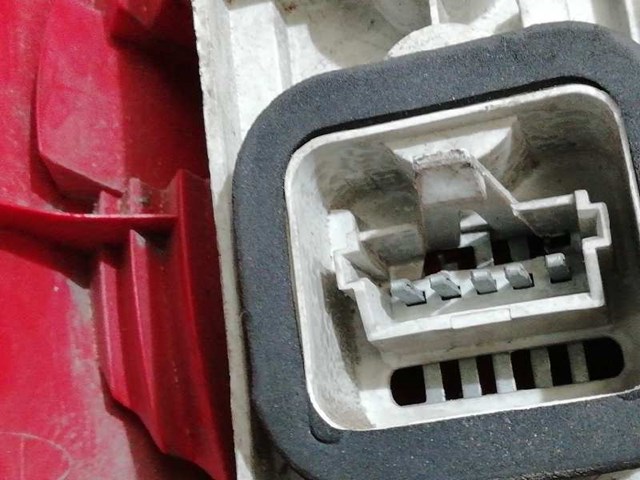 7700426320 RENAULT Фонарь задний правый внешний купить в Днепр