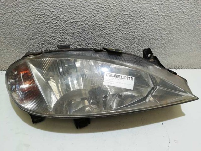 7700427870D RENAULT Правая фара купить в Днепр
