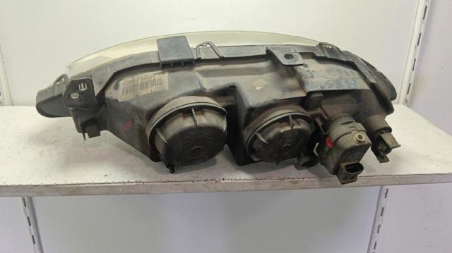 RENAULT 7700427870D Правая фара в наличии Черновцы