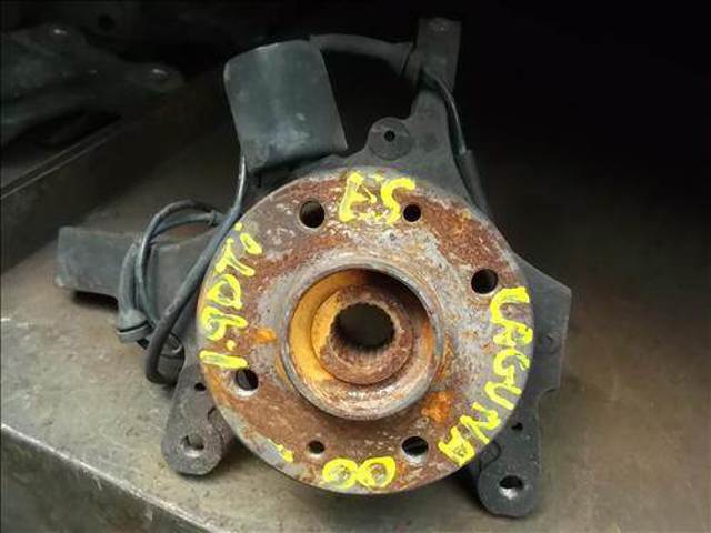 7700428004 RENAULT Цапфа (поворотный кулак) передний левый купить в Кривой Рог