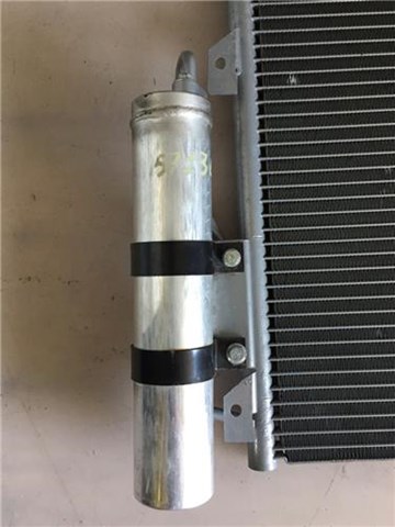 Radiador de água para Renault Clio II 1.4 16V (B/CB0P) K4J712 7700428082