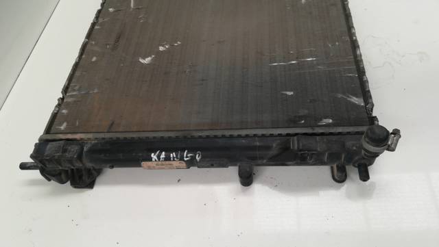 RENAULT 7700430784 Радиатор охлаждения двигателя в наличии Ужгород